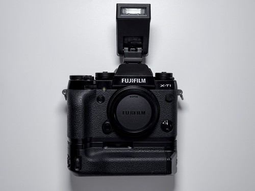 Fujifilm mirrorless body - x-t1,