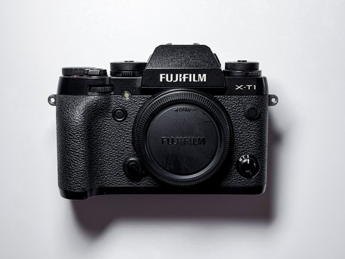 Fujifilm mirrorless body - fujifilm,