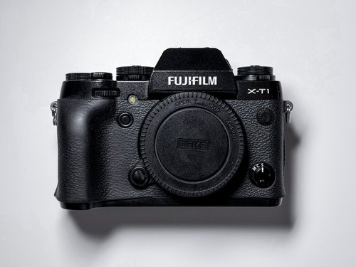 Fujifilm mirrorless body - x-t1,